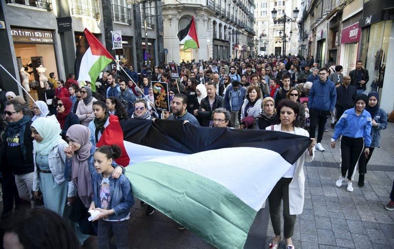 Numerosa manifestación de apoyo a la causa palestina