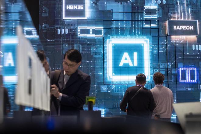 Barcelona crea un protocolo para regular el uso de la inteligencia artificial en campañas del ayuntamiento