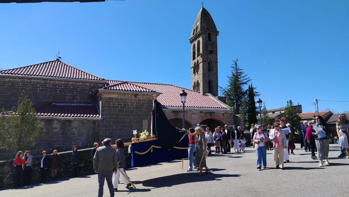 GALERÍA | Domingo de Resurrección en Mombuey