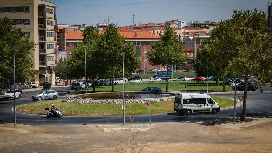 Un empresa se encargará de mantener las rotondas y medianas de Badajoz desde el 1 de septiembre