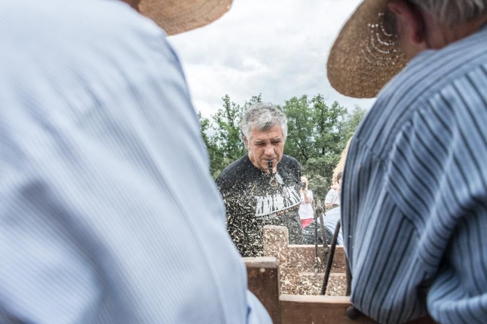 Avià manté amb força la transmissió de la tradició