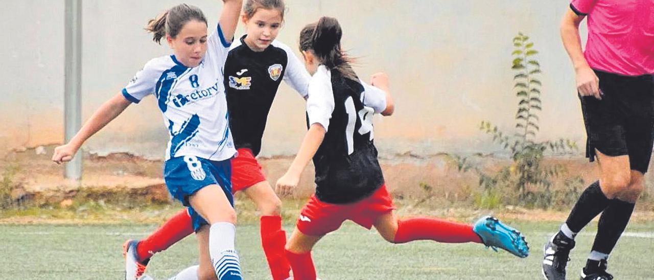 San Lorenzo y Andiamo Vila-real son dos de los clubs que más potencian el fútbol base femenino en Castellón.