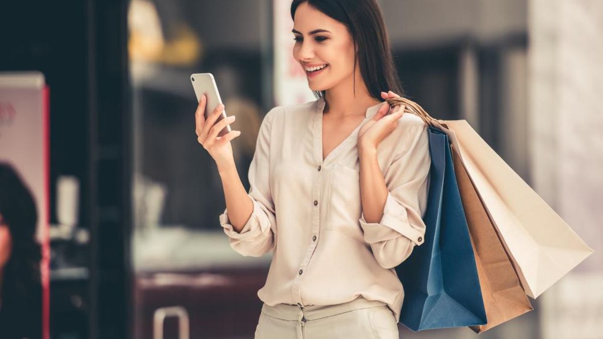 Así es el vestido largo de Massimo Dutti que arrasa en rebajas