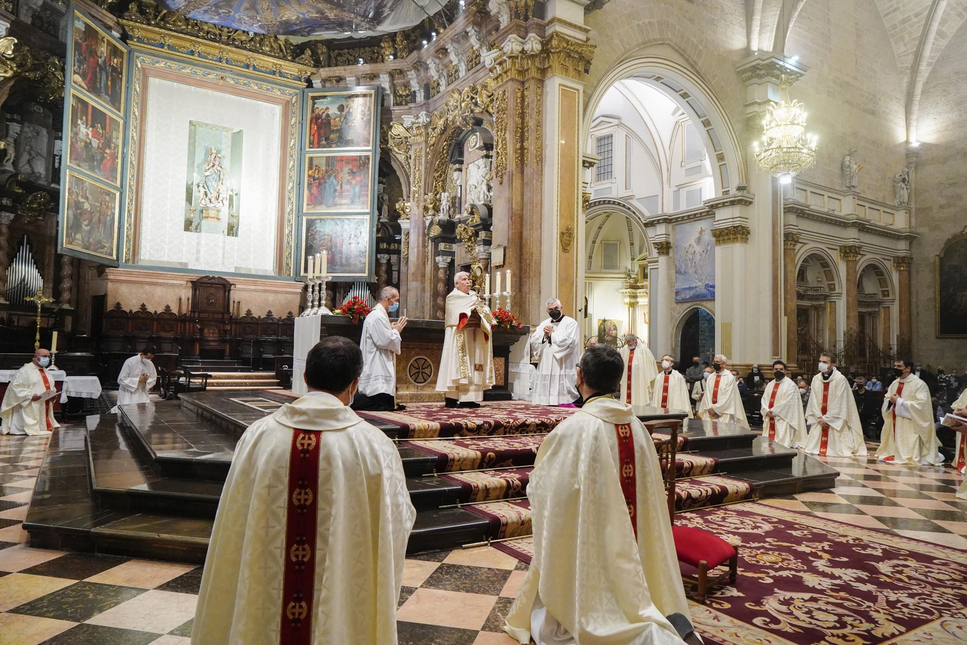 Histórica procesión nocturna de la Custodia de la Catedral