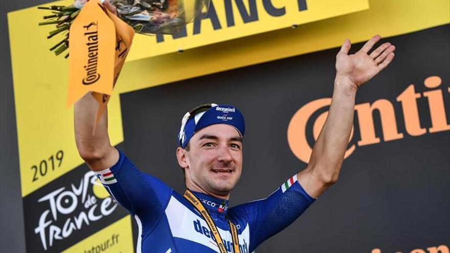 Viviani se impone en la cuarta etapa del Tour