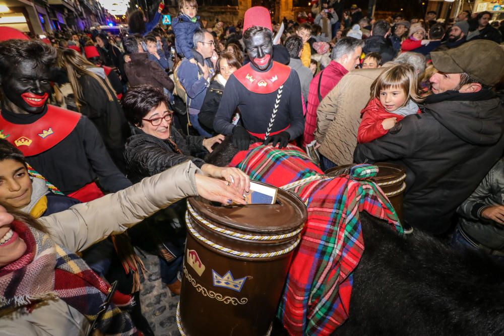 Alcoy recibe al emisario de la ilusión