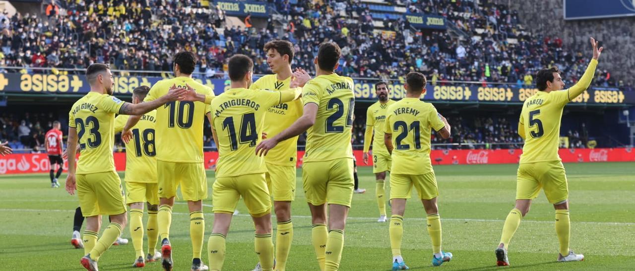 Los jugadores del Villarreal celebran un gol ante el Mallorca.