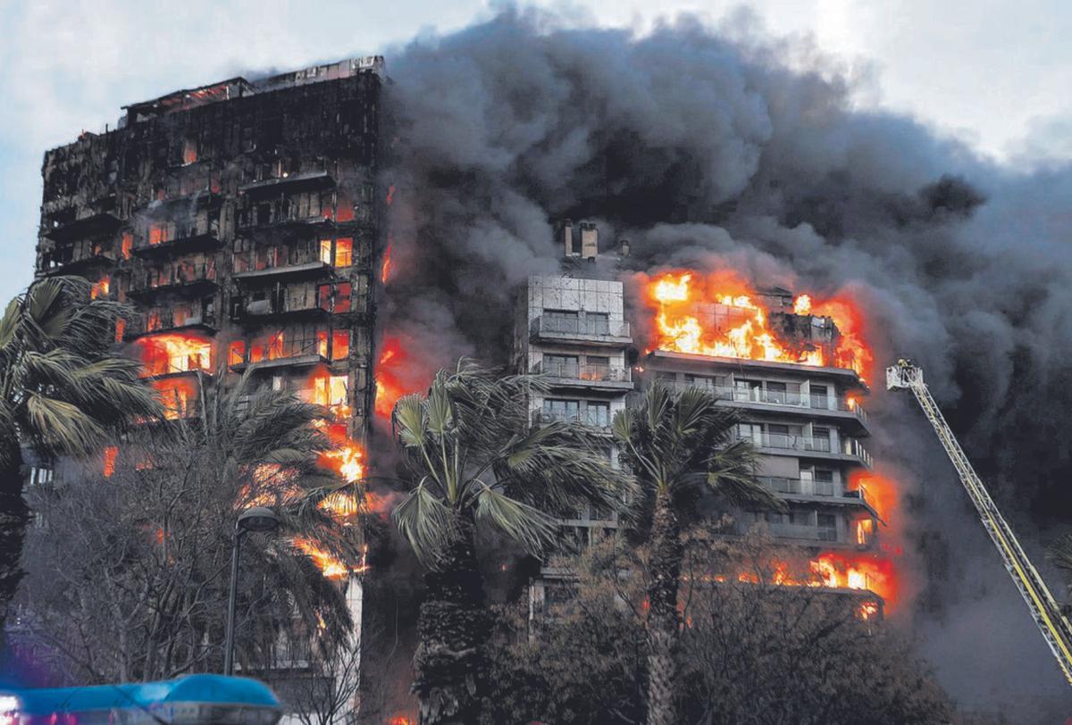 El edificio espera su reconstrucción