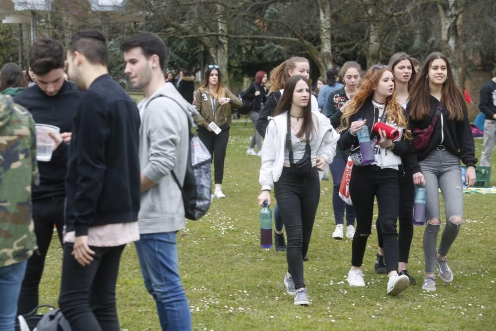 Comida en la Calle de Avilés 2018: ambientazo en el parque Ferrera