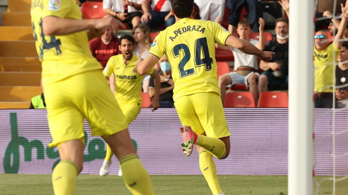 Pedraza celebra el primer gol en Vallecas