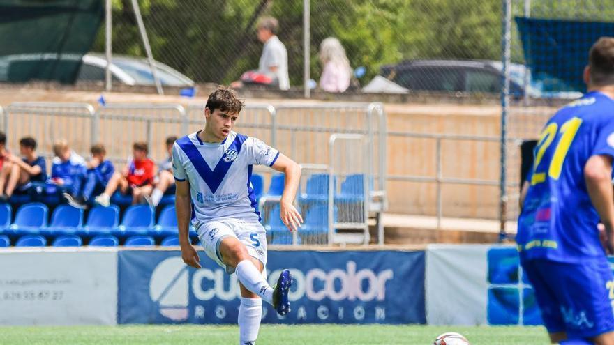 Arnau Campeny es la apuesta para el lateral derecho del Real Zaragoza y el Europa pide 80.000 euros por su traspaso