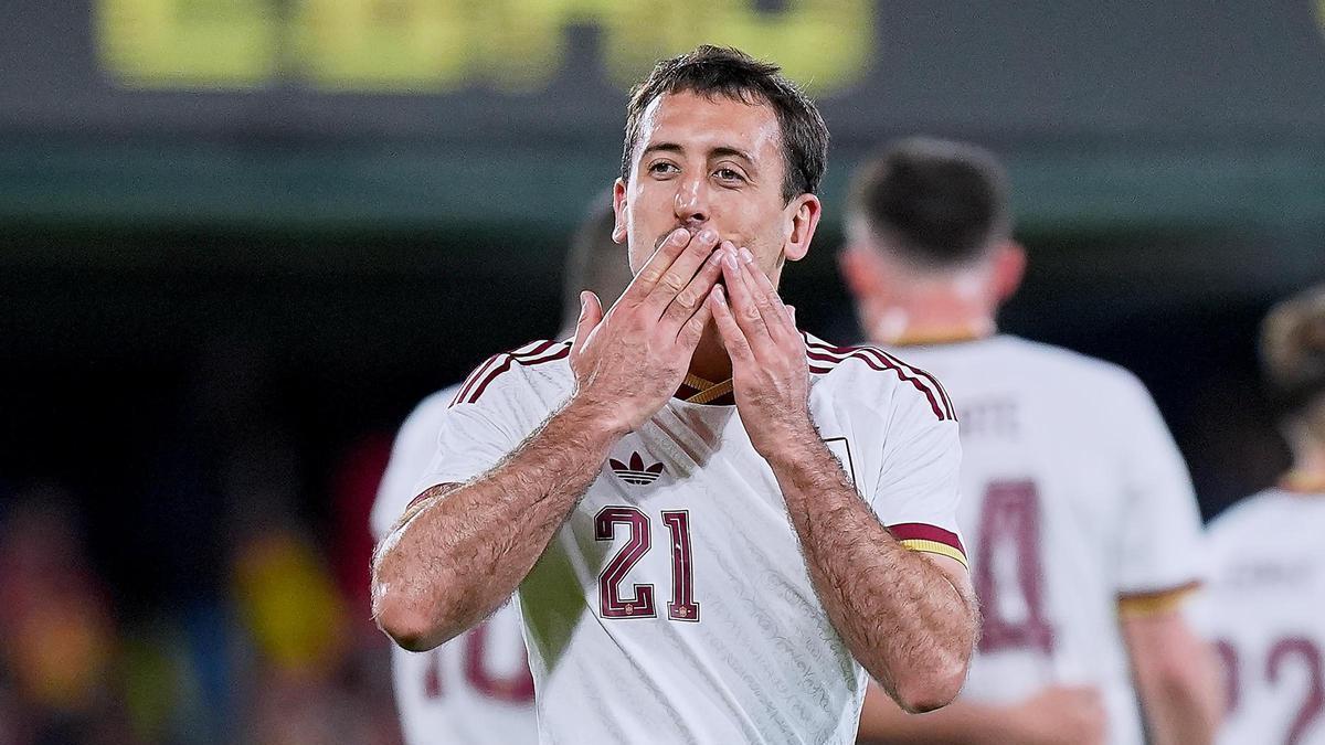 Víctor muñoz reacciona a su debut con España