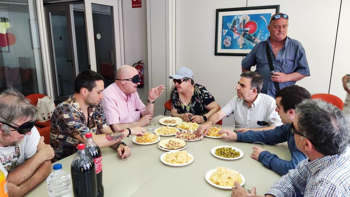 Vermut a cegues de Narcís Bardalet a l'ONCE de Figueres