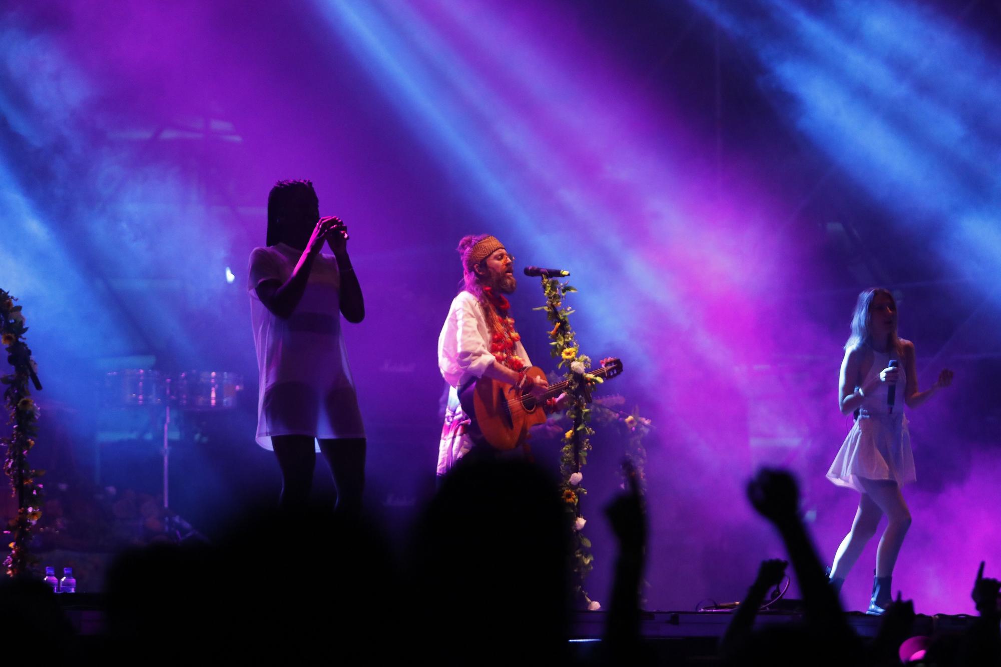 En imágenes: El concierto de Crystal Fighters en Gijón