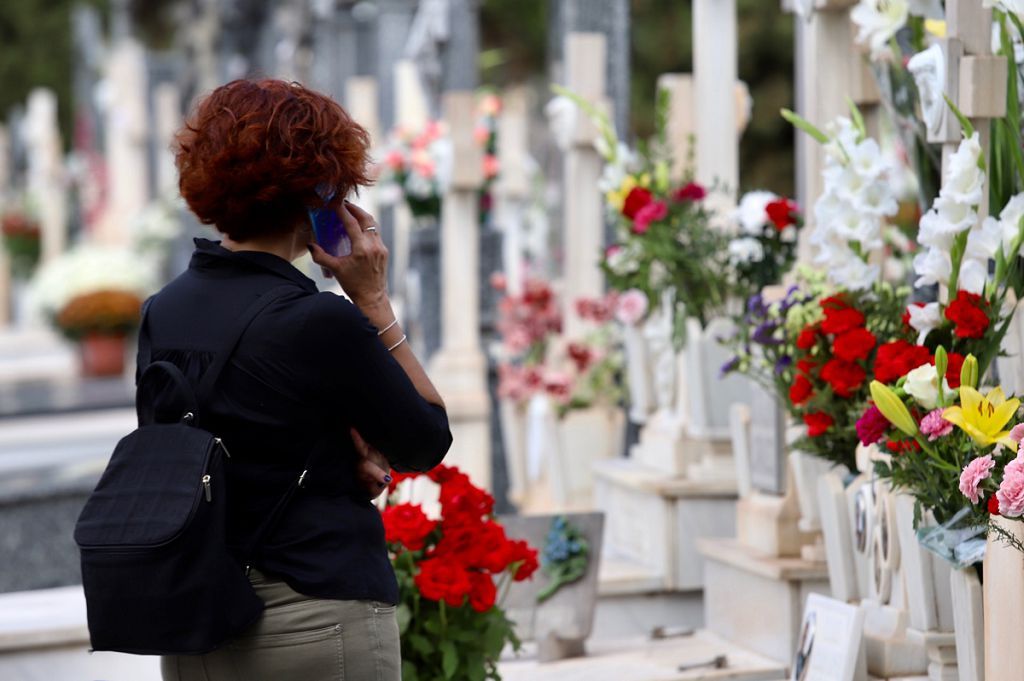 Cementerio de Nuestro Padre Jesús de Espinardo en el día de Todos los Santos