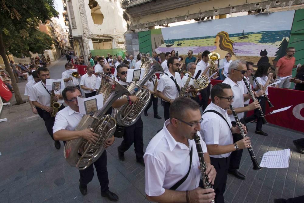 Entrada de Bandes de les festes de Moros i Cristians d'Ontinyent 2019