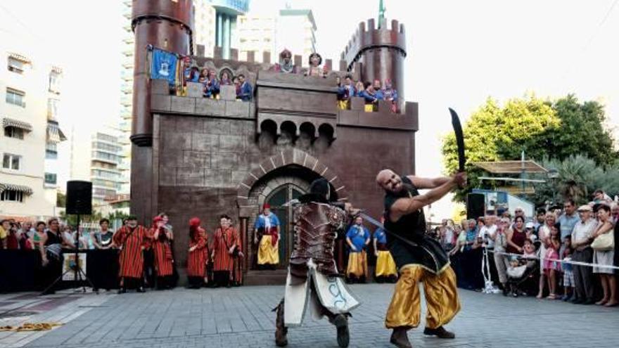 Cruces y lunas en la batalla por la toma del castillo