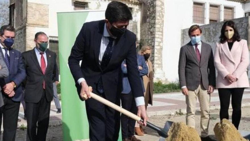 Colocación de la primera piedra de la sede judicial de Lucena.