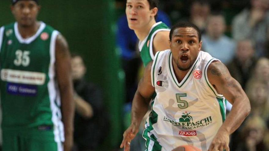 McIntyre dice no a las ofertas griegas y ahora apunta a Unicaja