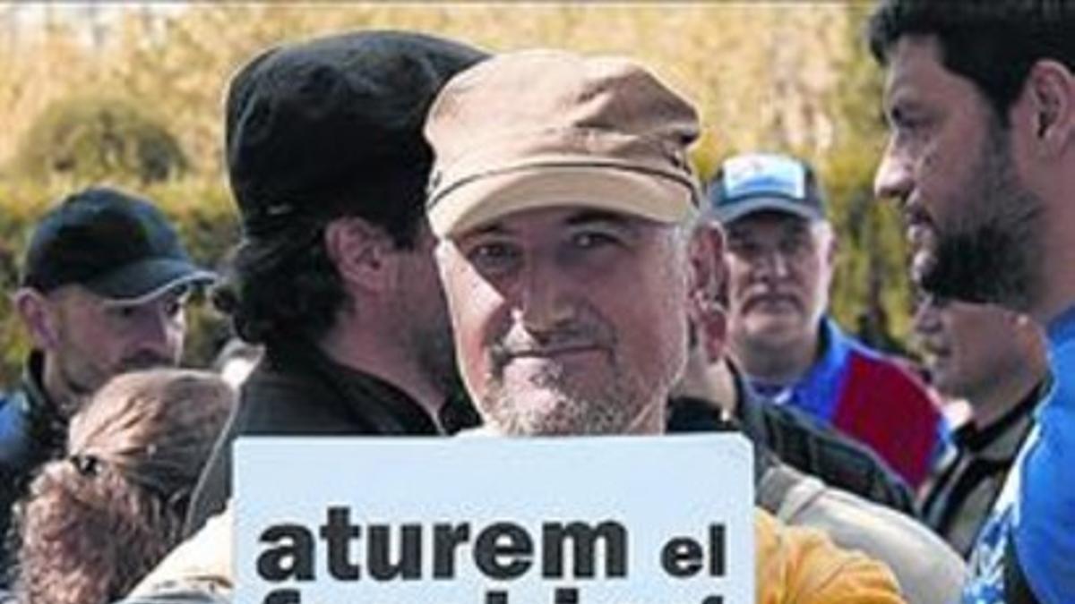 Protesta contra el 'fracking' ante el Parlament.