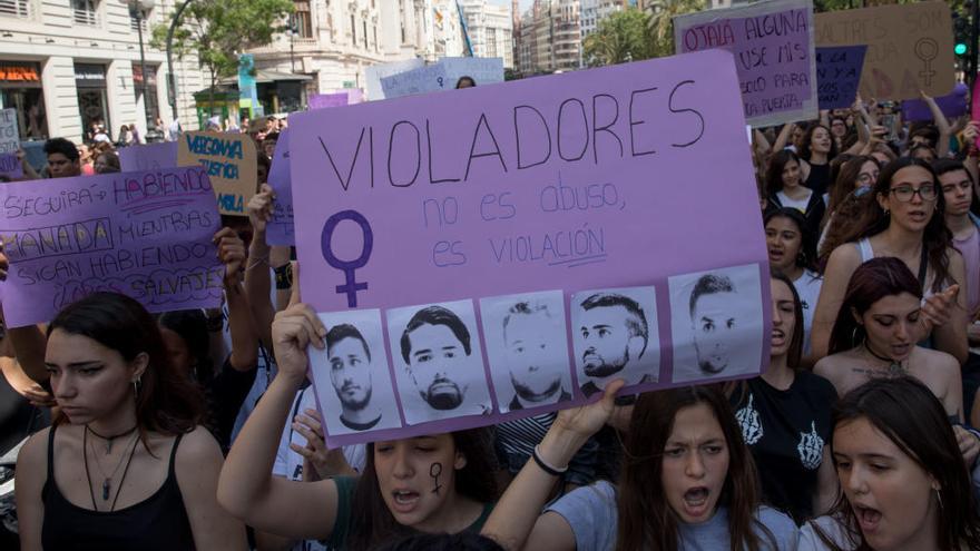 El feminisme pretén manifestar-se contra la decisió judicial