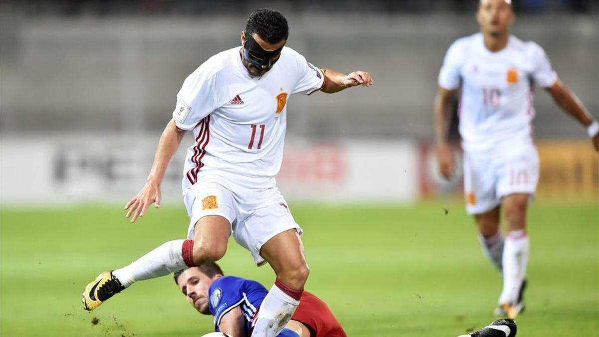 Pedro volvió a la titularidad ante Liechtenstein