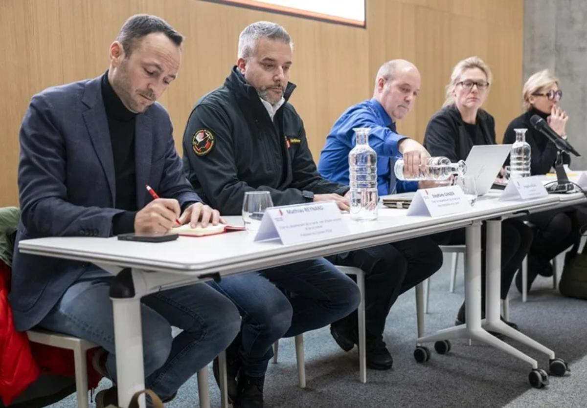 Conferencia de prensa para informar del suceso