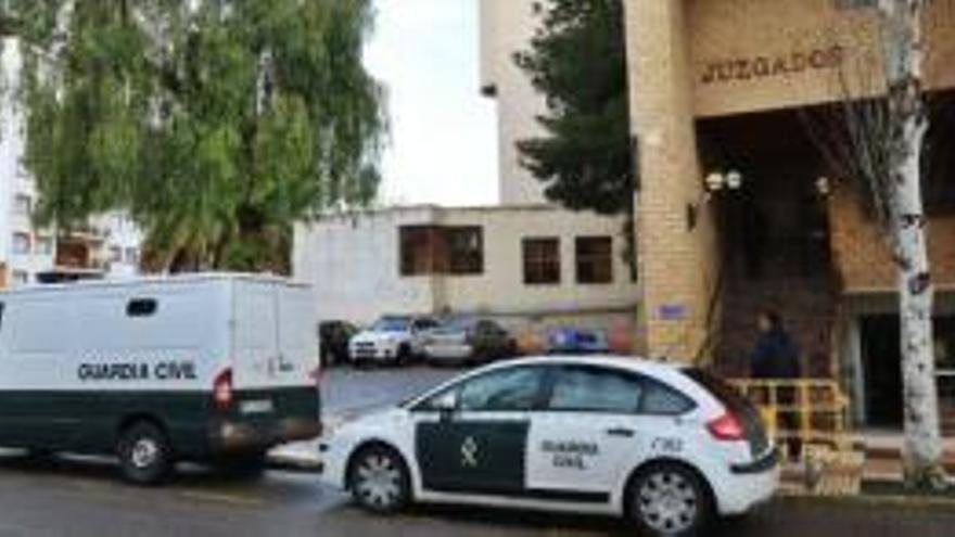 Un &#039;putero&#039; de Ibiza denuncia a varias mujeres por cobrarle de más