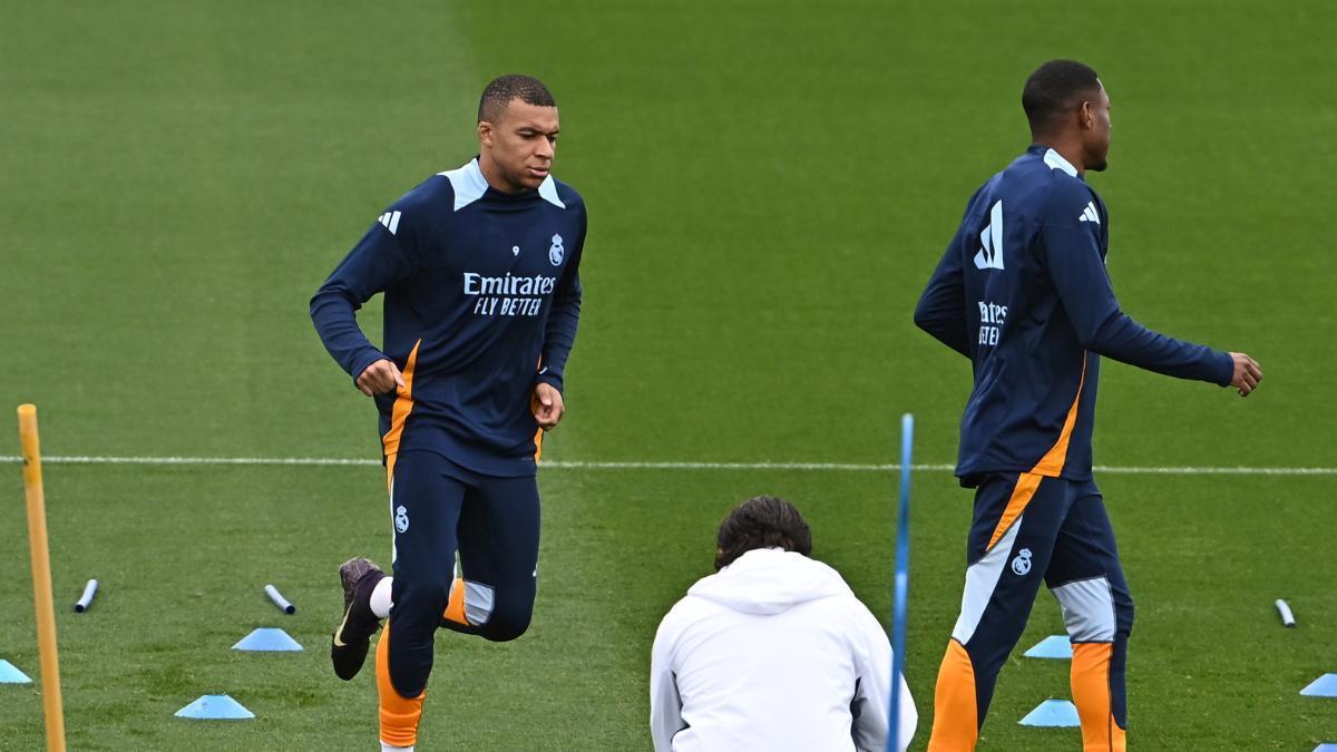 Mbappé y Mendy entrenan con el grupo antes de la visita al Getafe