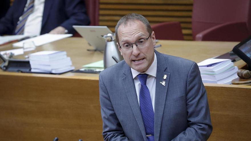 La parálisis en San Fulgencio y en l'Alqueria d'Asnar llega a las Cortes Valencianas
