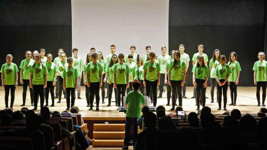 Jornada artística entre institutos de la provincia en el Campus Viriato