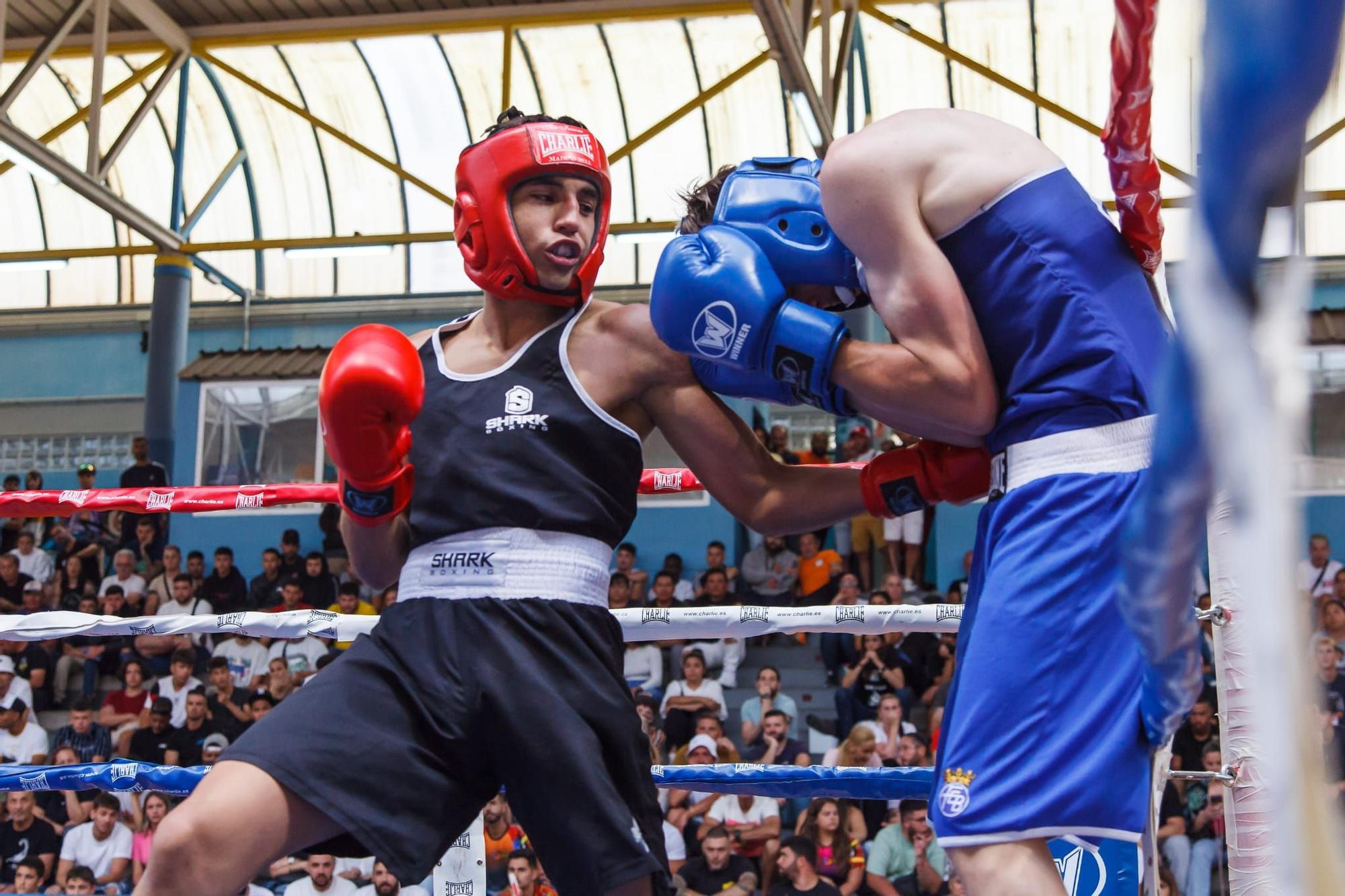 La cantera canaria de boxeo se luce en el Juan Beltrán Sierra