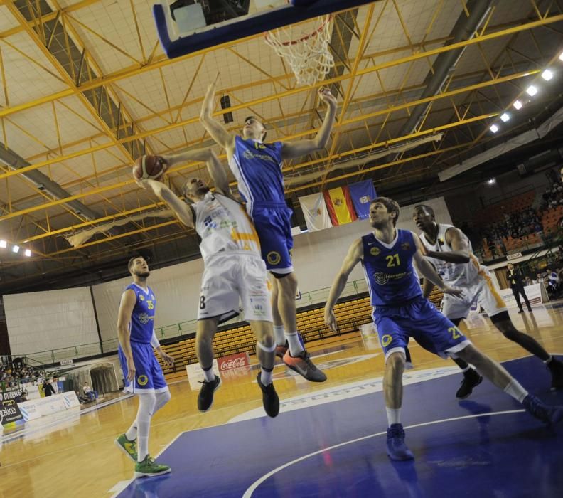 Tercer partido del play-off de ascenso a ACB entre el Orense y el Oviedo Baloncesto