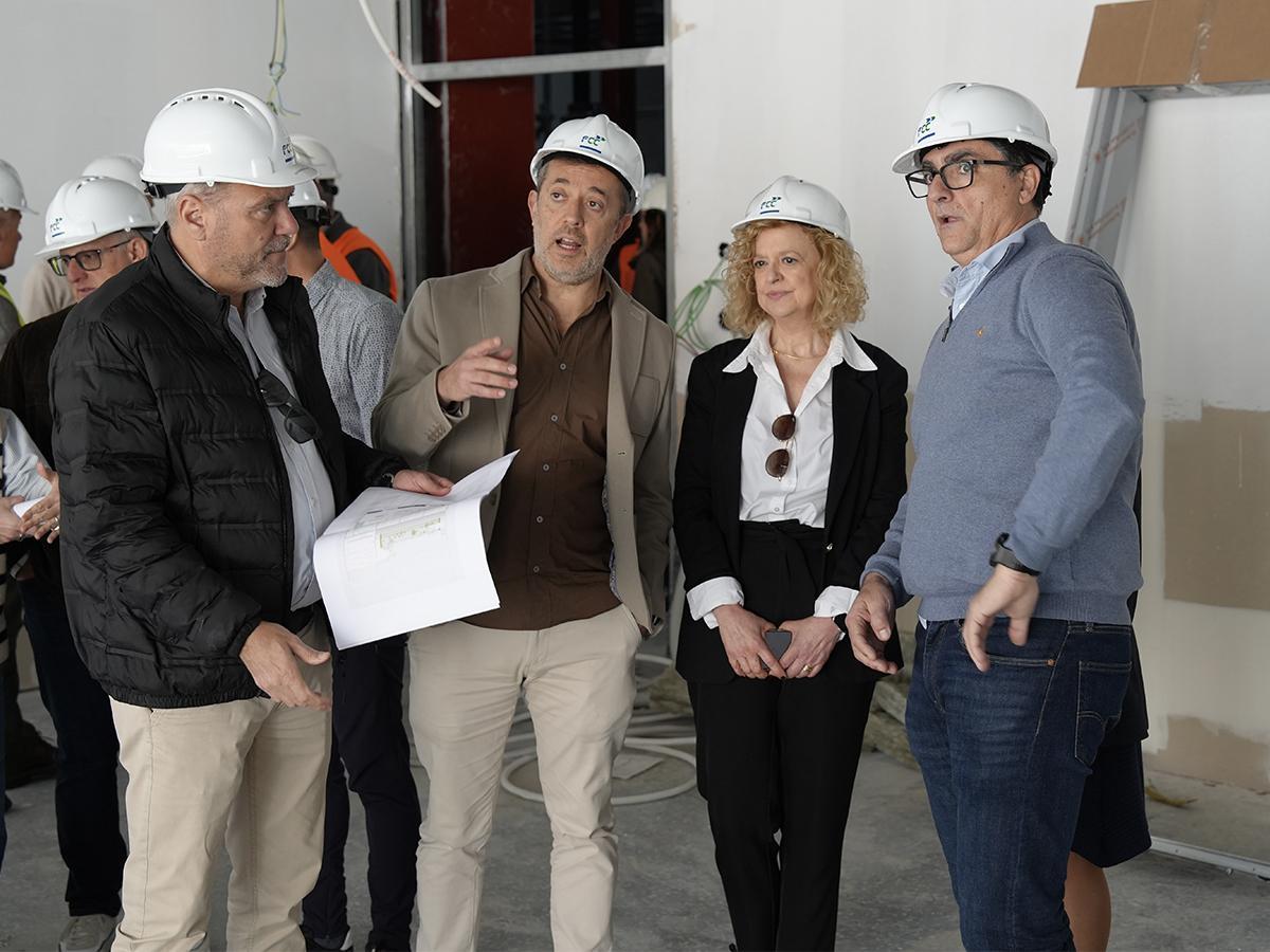 El rector de la UMH, Juan José Ruiz, visitó recientemente las obras para comprobar las nuevas dotaciones del edificio Perleta