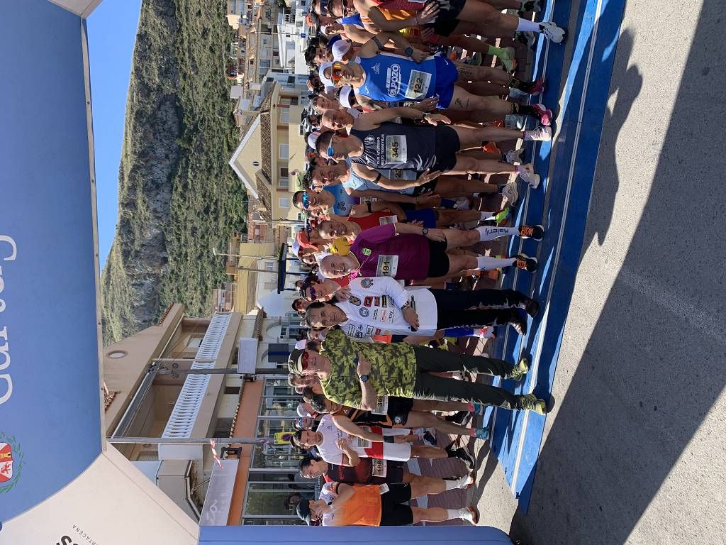 Imágenes de la carrera popular en La Azohia este sábado