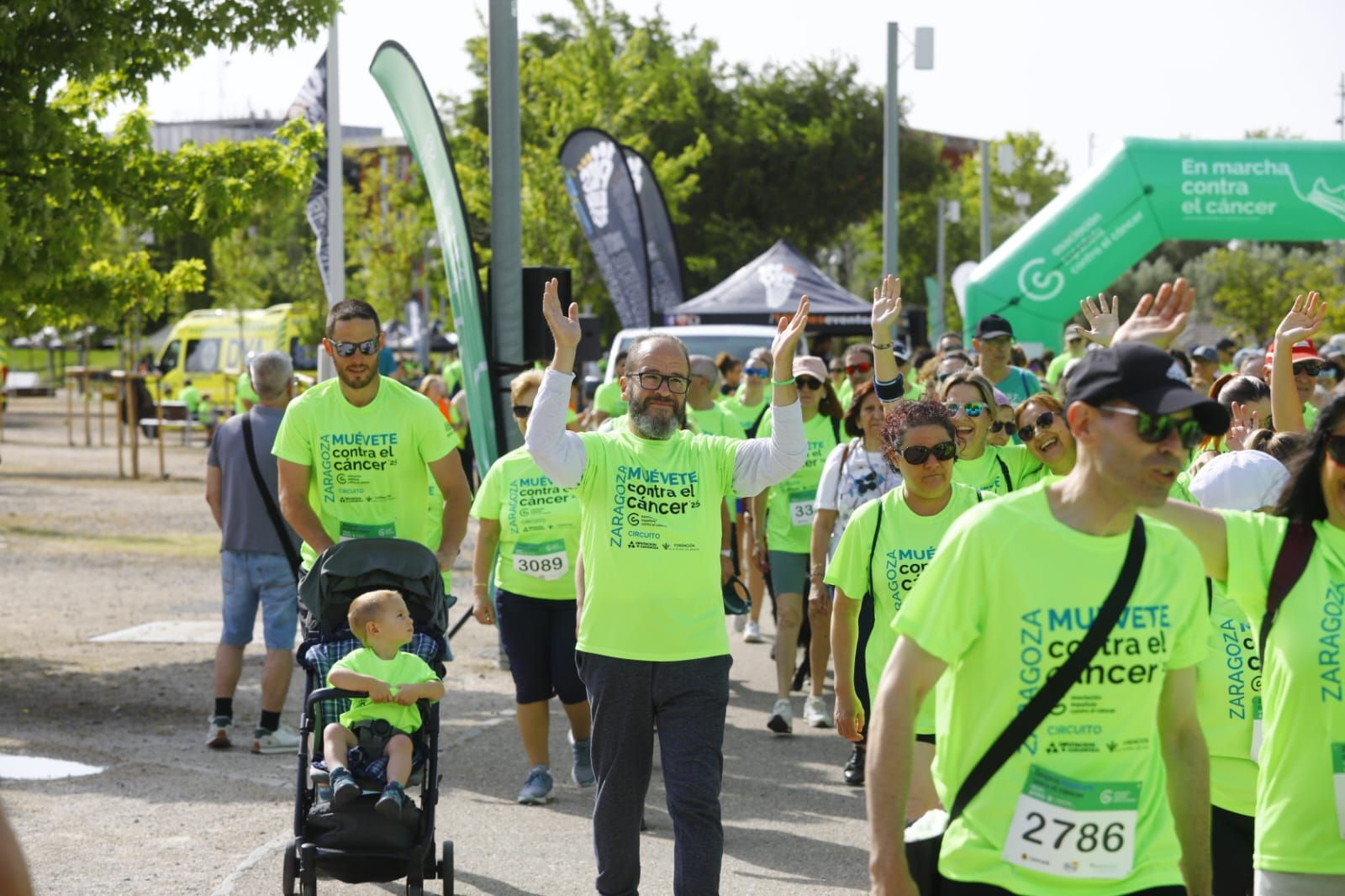 En imágenes | Miles de personas corren contra el cáncer en el Parque del Agua de Zaragoza
