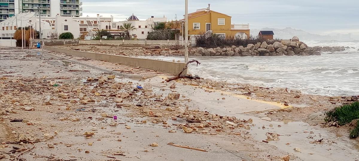 Las mejores imágenes del temporal de mar en Cullera