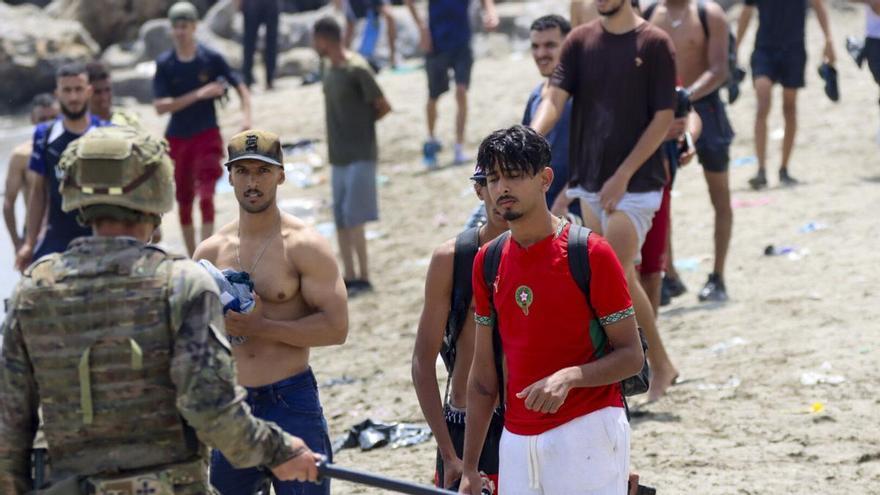 Abdel, tras cruzar dos veces la frontera en Ceuta en solo 24 horas: "No puedo volver a Marruecos, necesito trabajar"
