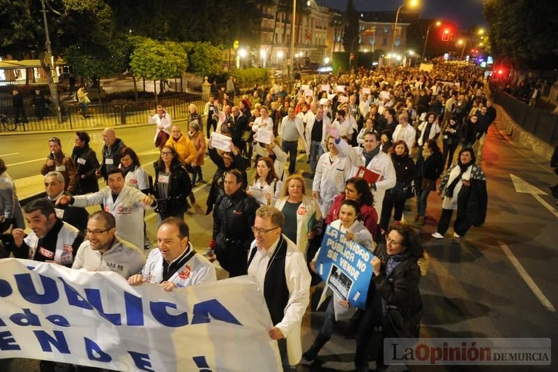 La marea blanca toma Murcia