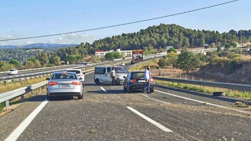 L’accident ahir, a la C-16 a Sant Fruitós de Bages | MARC LEDESMA