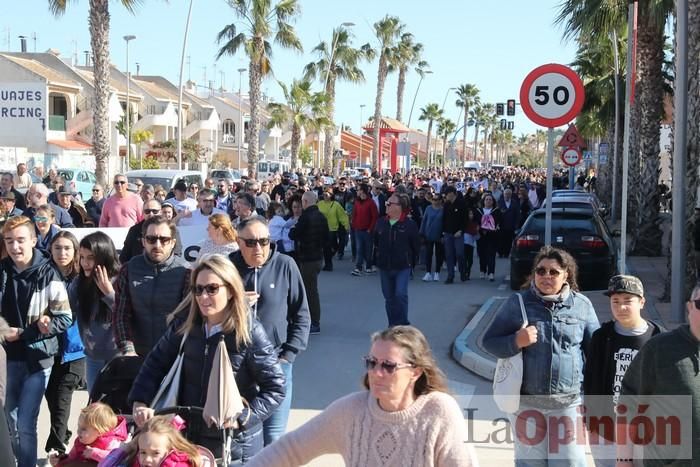 Los Alcázares se echa a la calle para exigir soluciones a las inundaciones