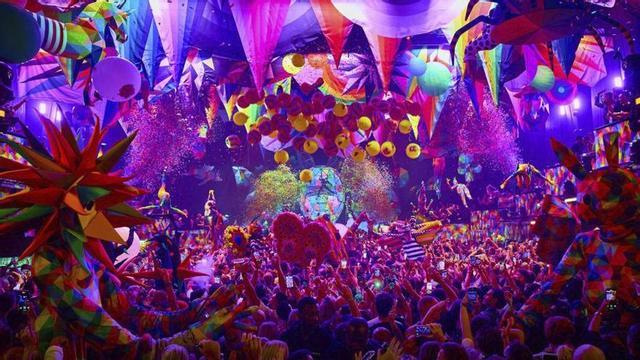 Imagen de archivo de elrow en [UNVRS]. | TNL