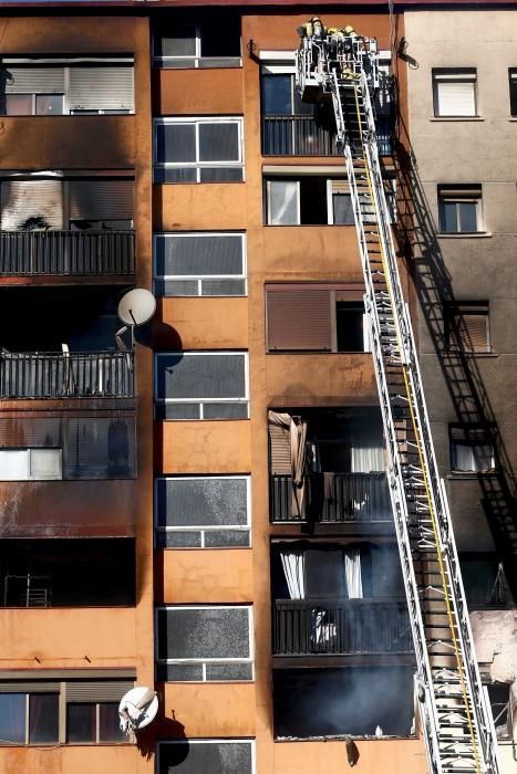 Incendi d'un edifici a Badalona