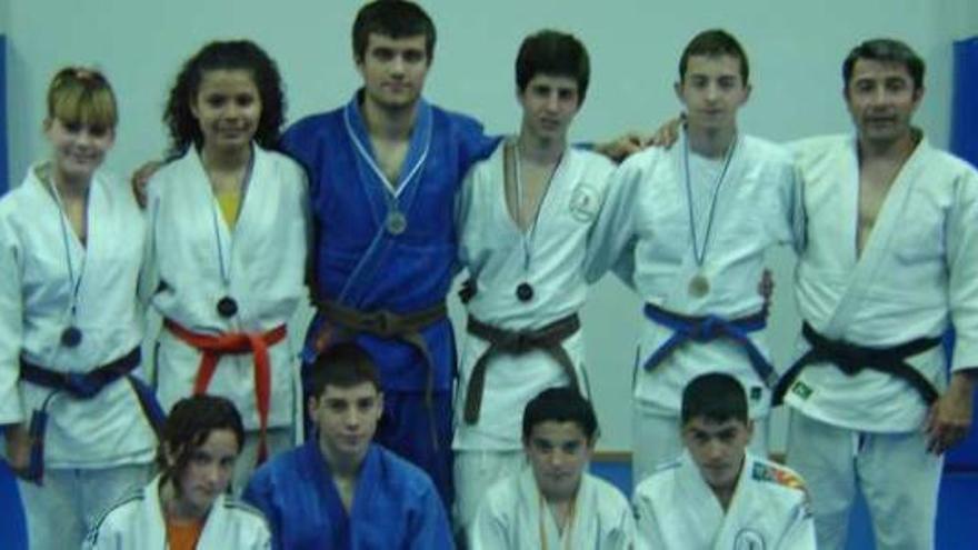 Nueve medallas para el Judo Club Torrellano