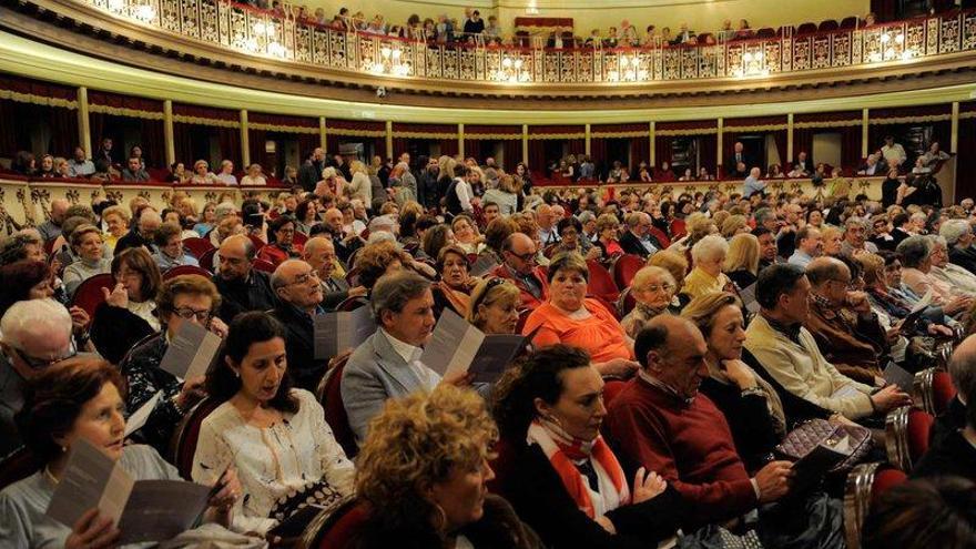 El público que llenó el Campoamor.