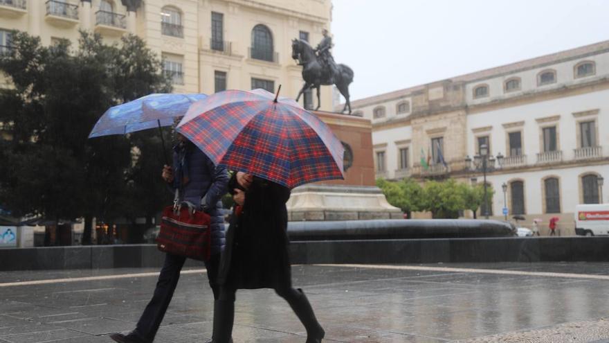 &#039;Chirimiri&#039; por la mañana y más de 20 grados por la tarde: &#039;febrerillo el loco&#039; llega a Córdoba