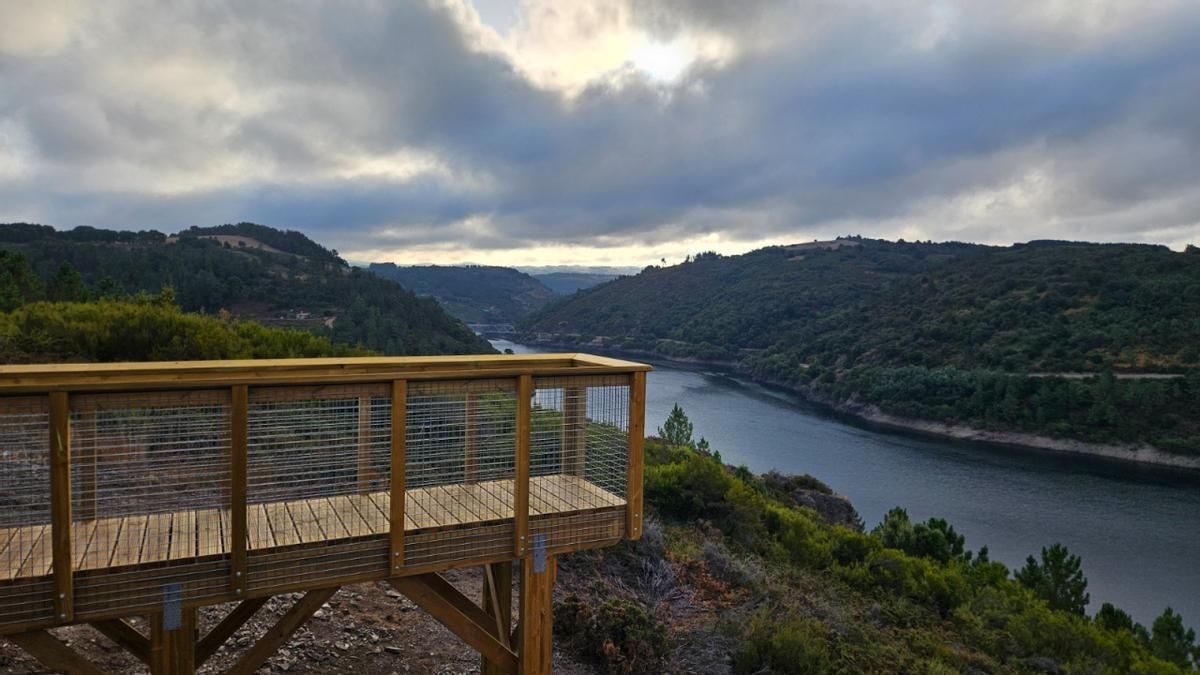 Miradoiro da Cariza, en Taboada.