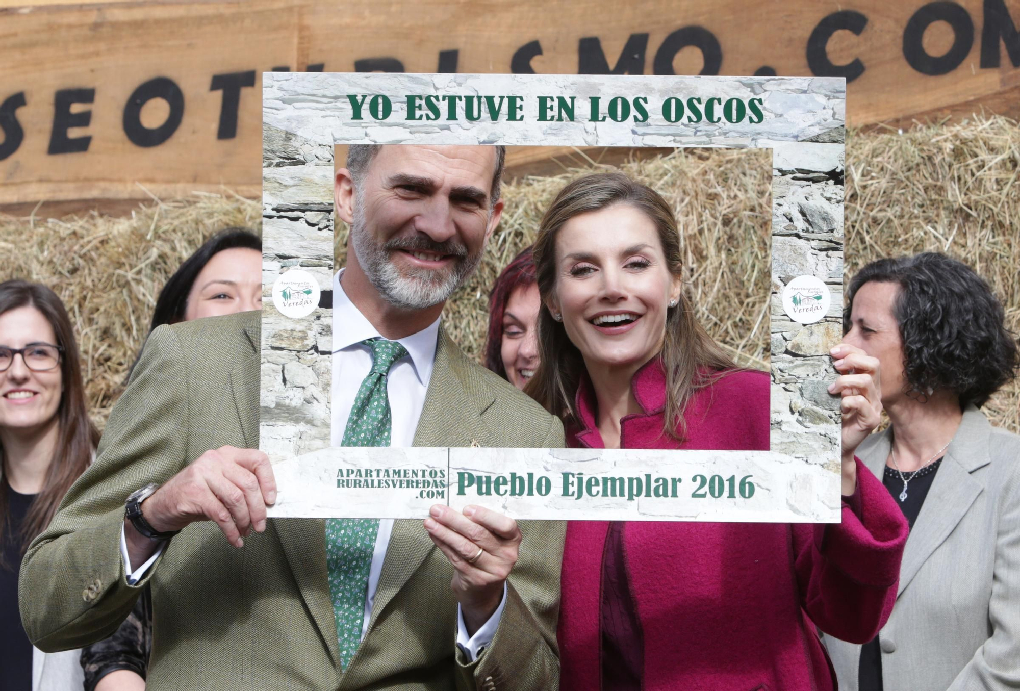 Doña Letizia y don Felipe se divierten en Los Oscos