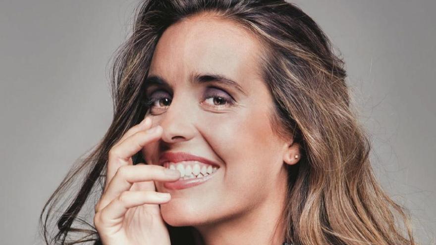 Ona Carbonell, más profunda que la piscina