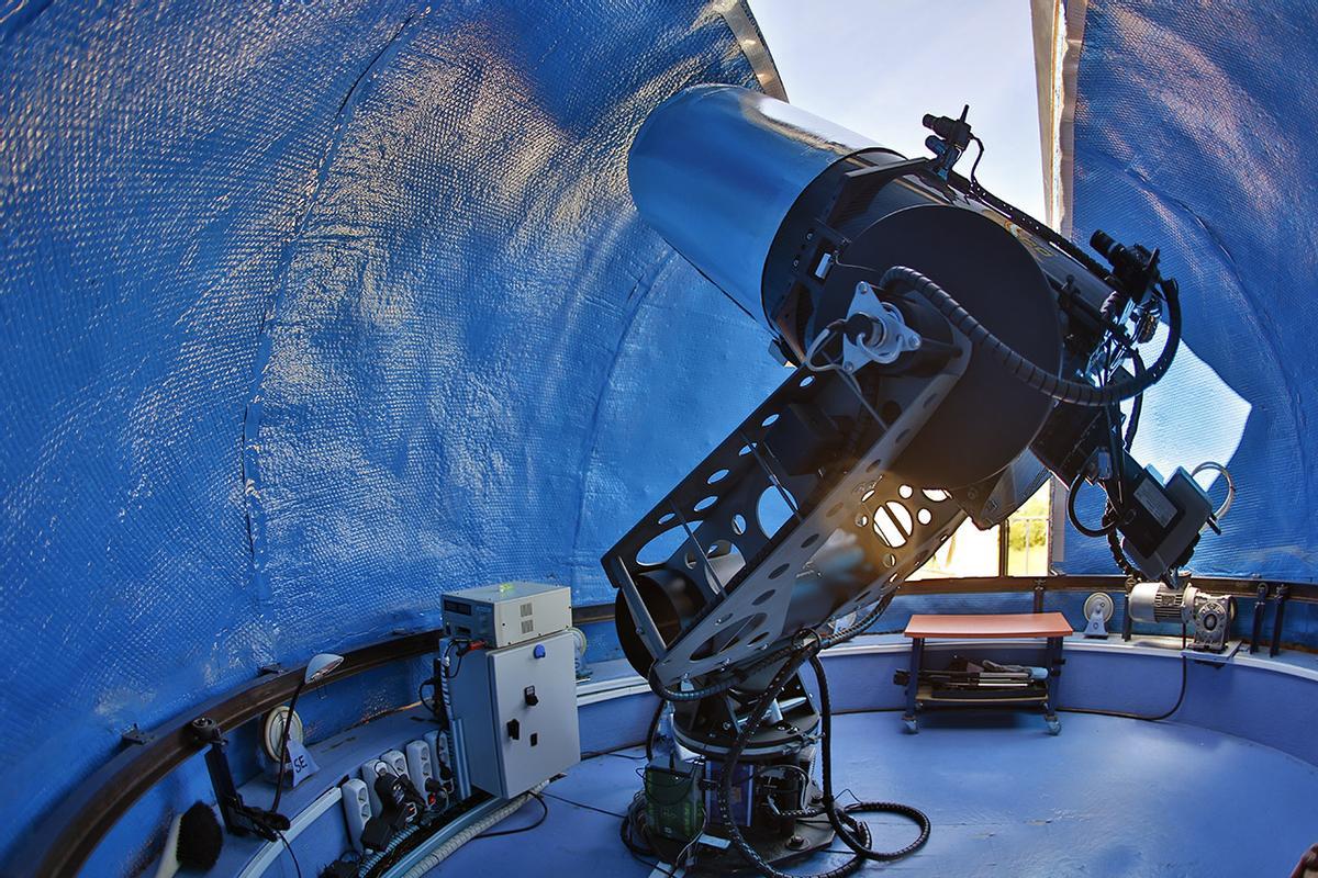 Uno de los telescopios del hosting.
